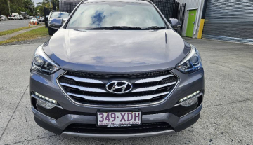 2016 Hyundai Santa Fe  auto low kms 7 seats easy finance 3.jpg
